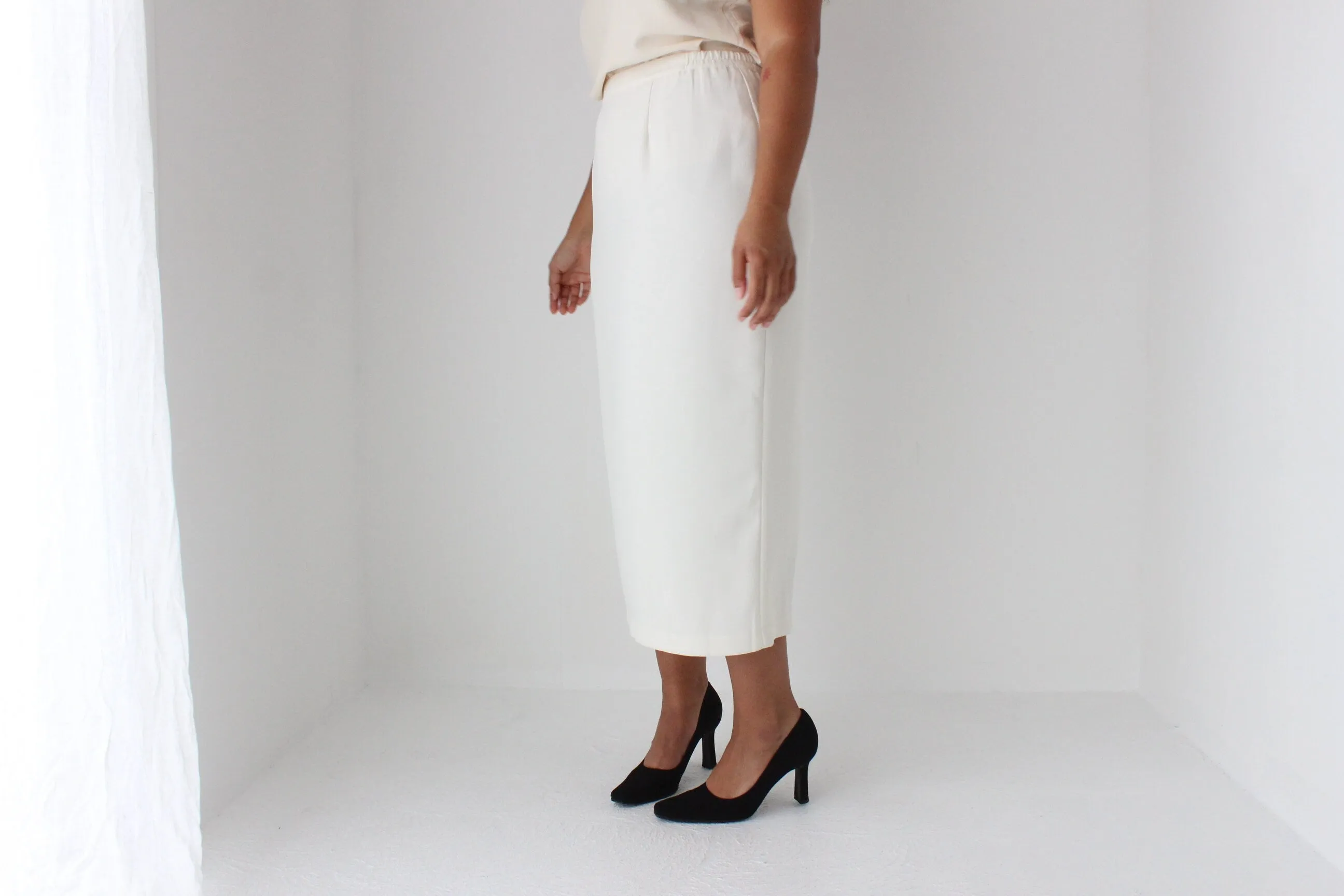 80s Ivory Crepe Minimal Column Skirt