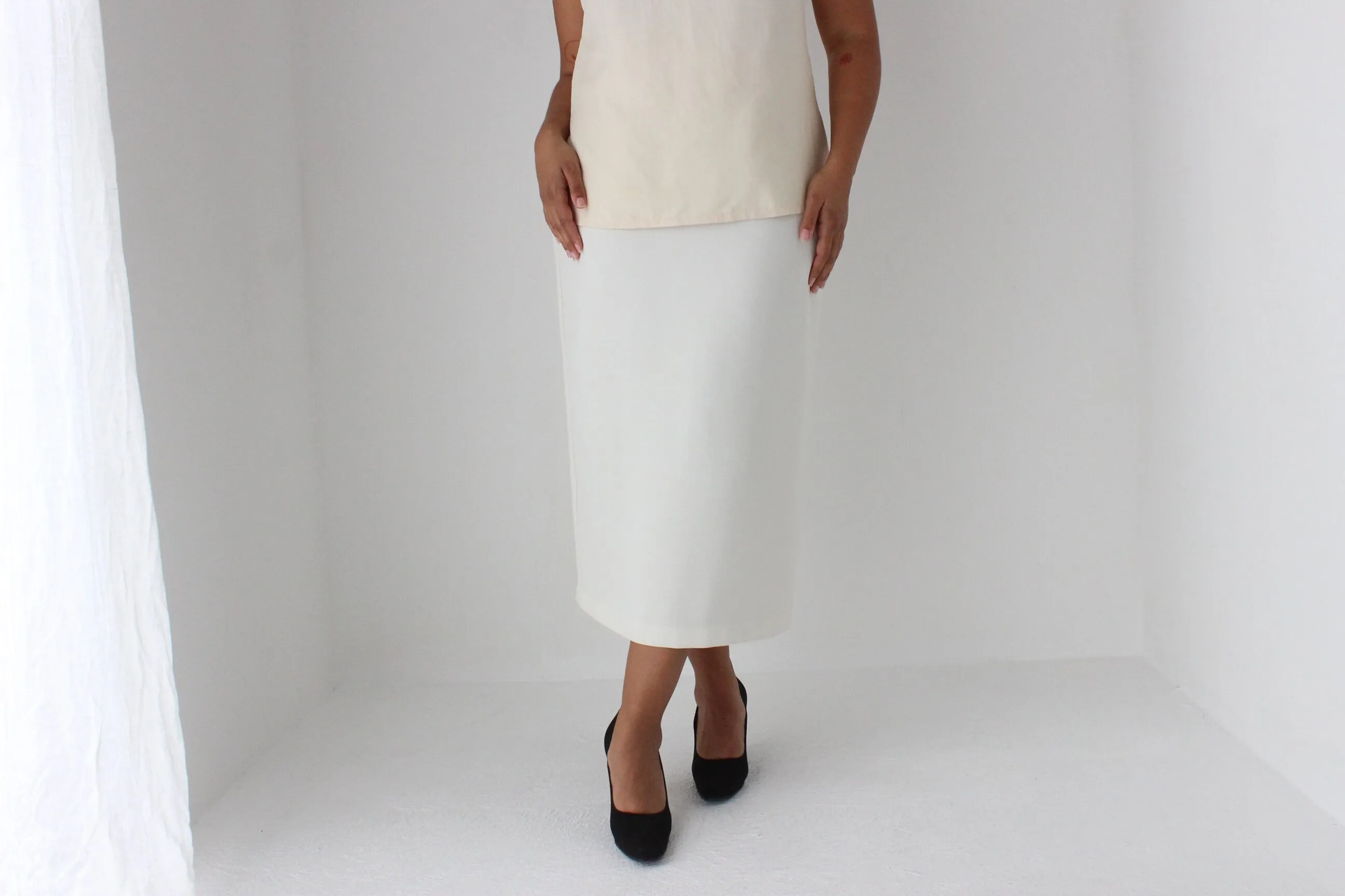 80s Ivory Crepe Minimal Column Skirt