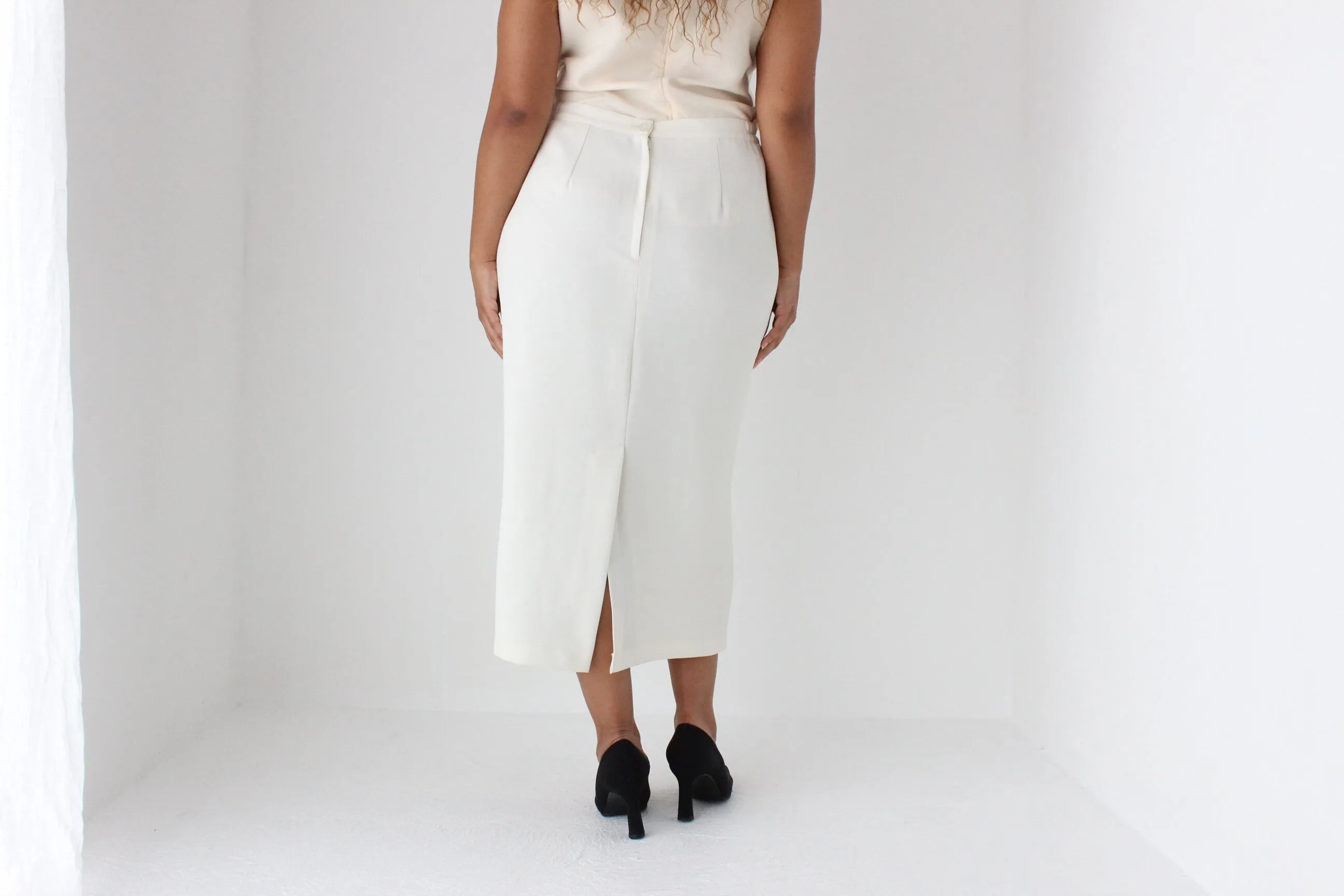 80s Ivory Crepe Minimal Column Skirt