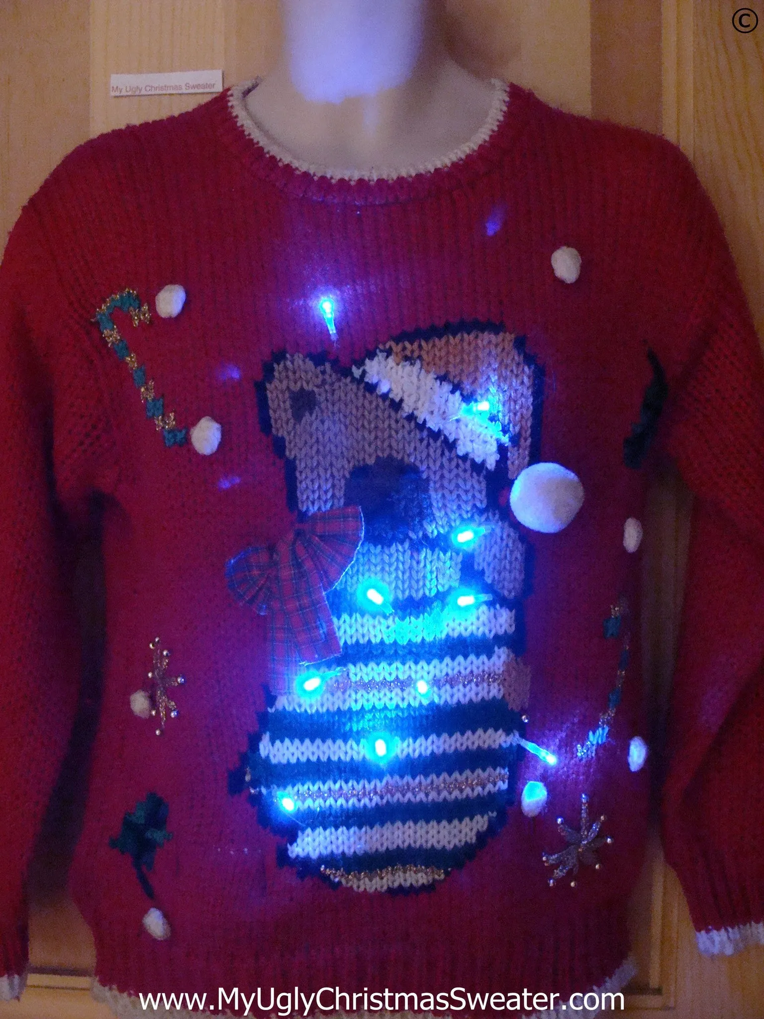 80s Red Christmas Sweater with Teddy Bear and Lights (g284)