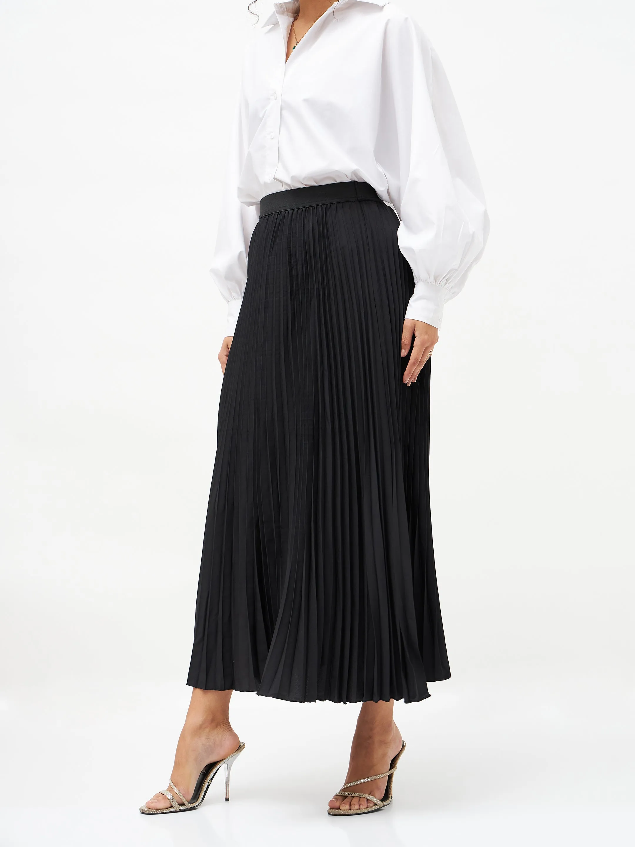 Black Pleated Maxi Skirt