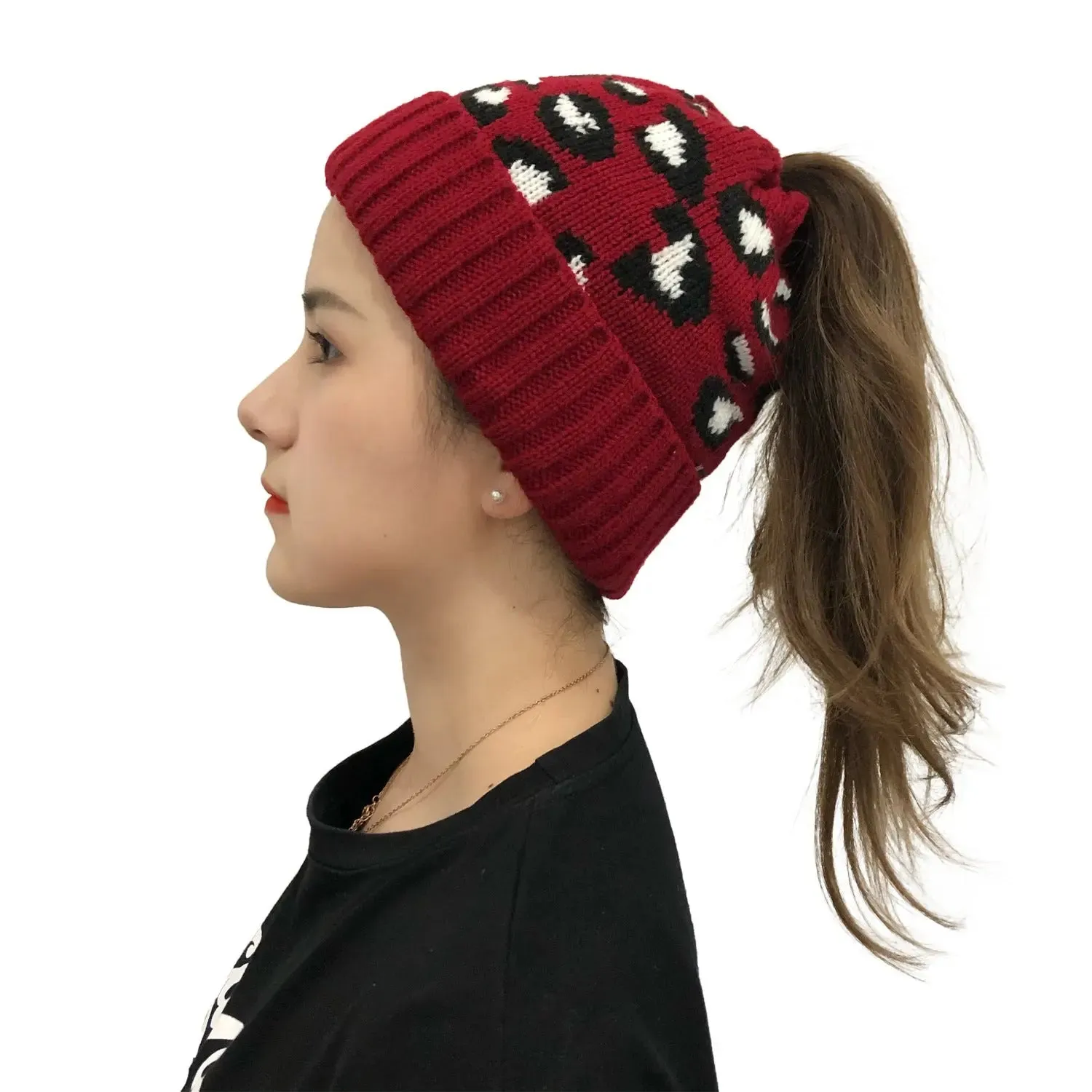 Chic Leopard Print Wool Knit Beanie for Women