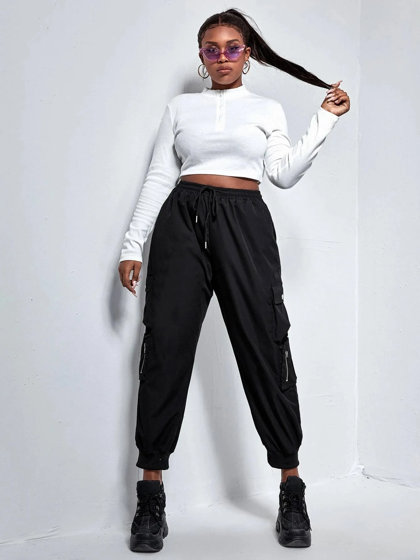 Flap Pocket Drawstring Cropped Cargo Pants