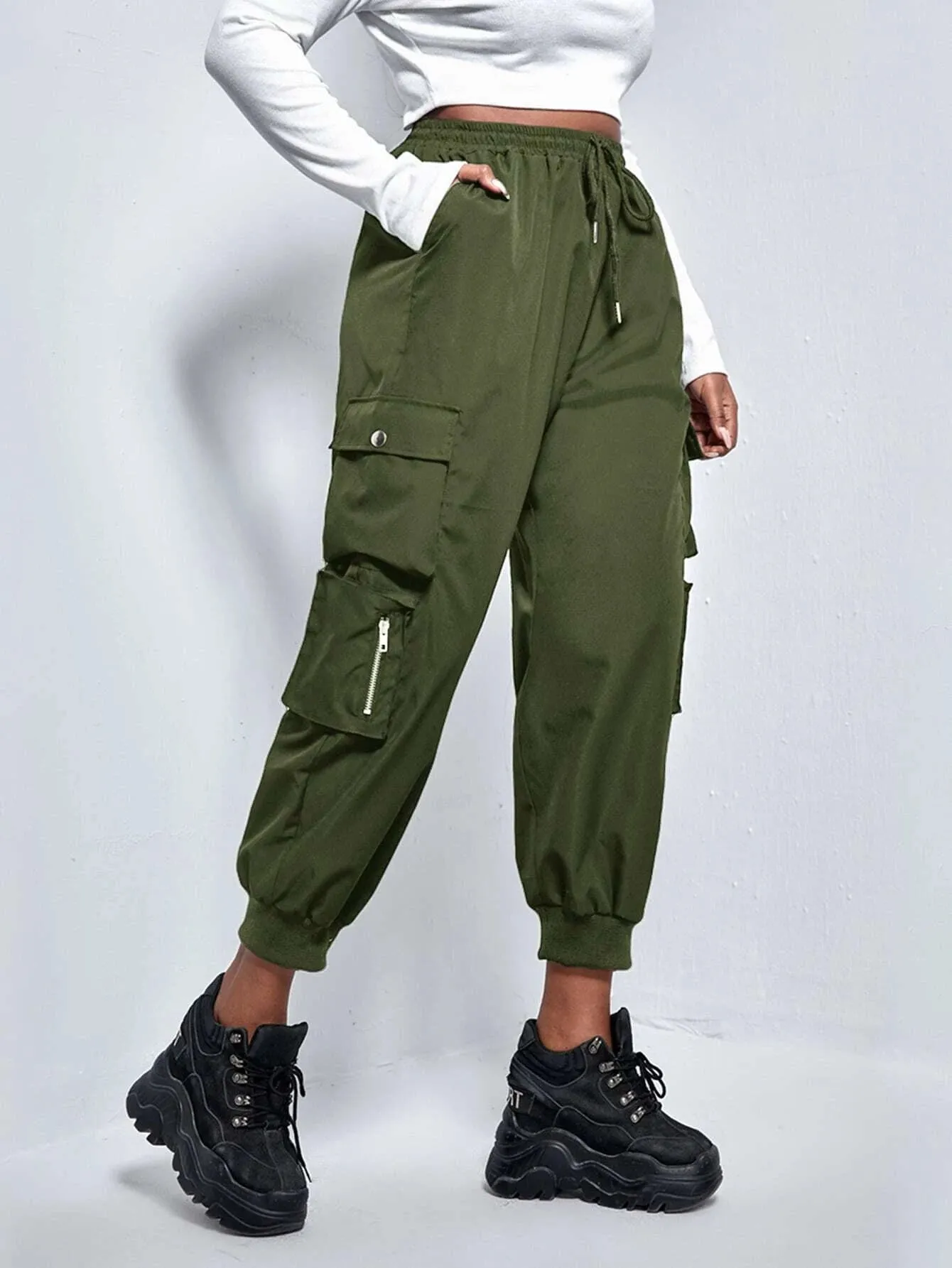 Flap Pocket Drawstring Cropped Cargo Pants