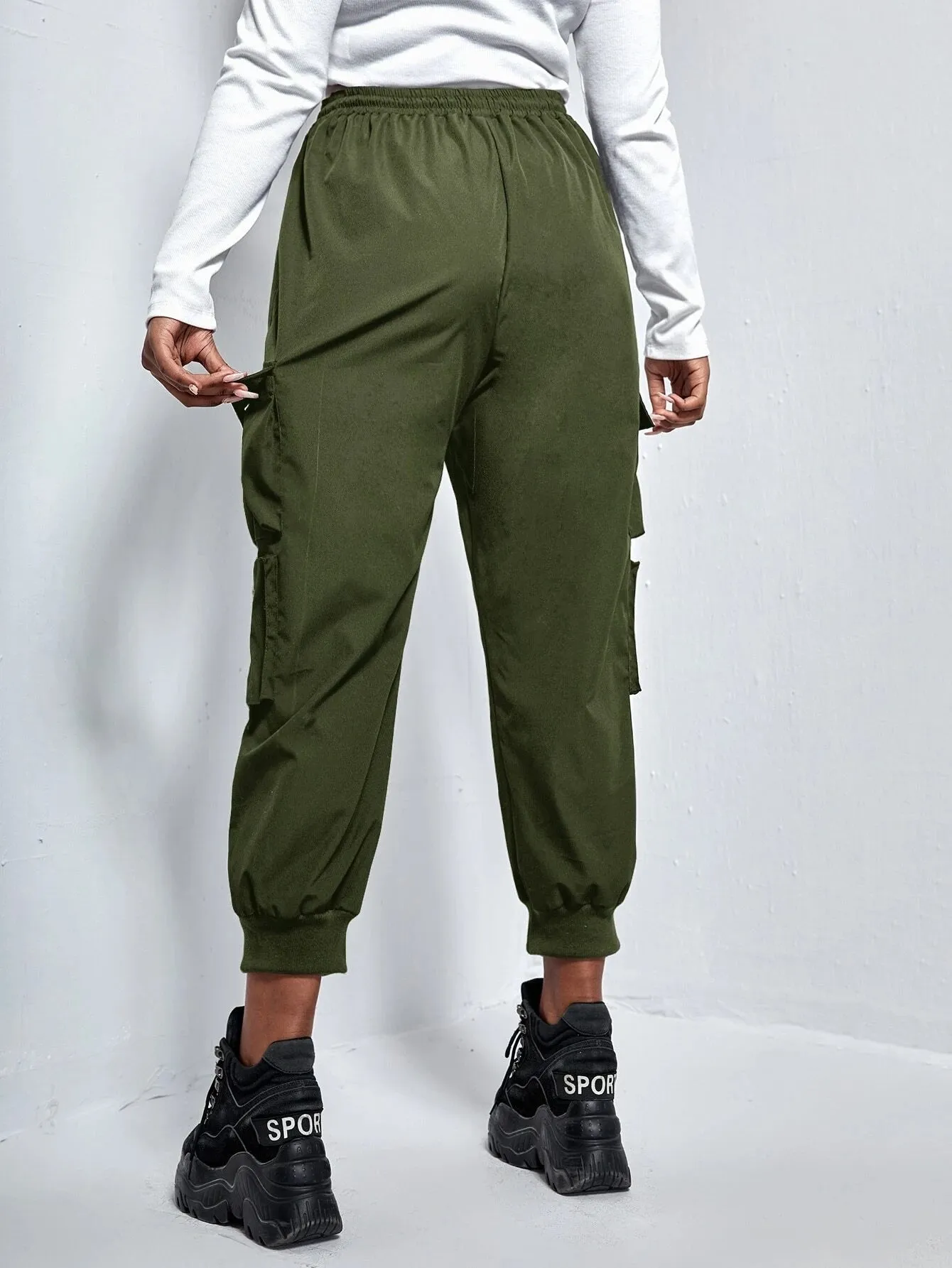 Flap Pocket Drawstring Cropped Cargo Pants