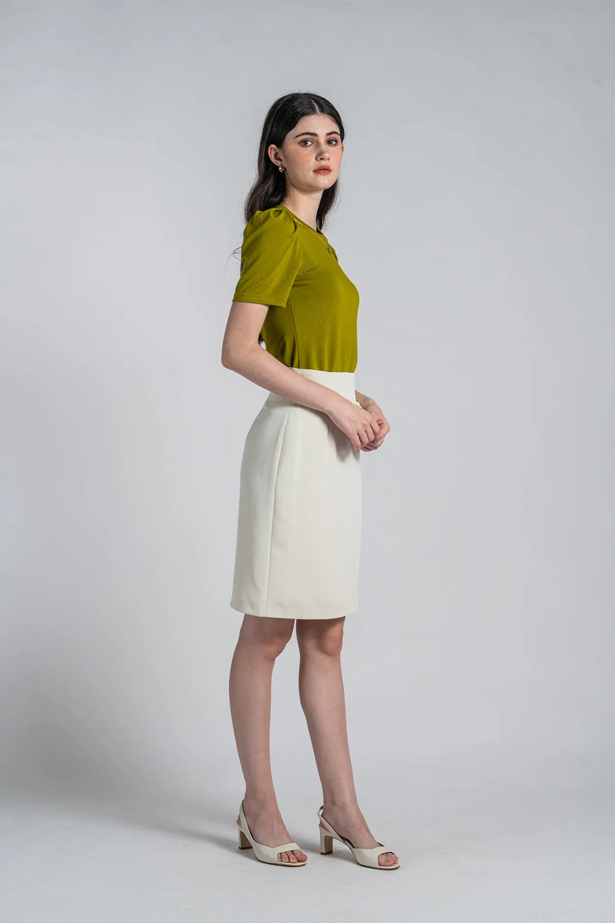 Haellieta High Waisted Pencil Skirt with Chain