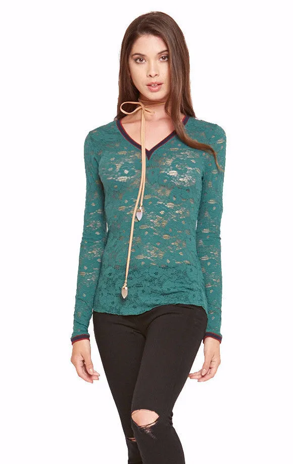 LACE LAYER TOP