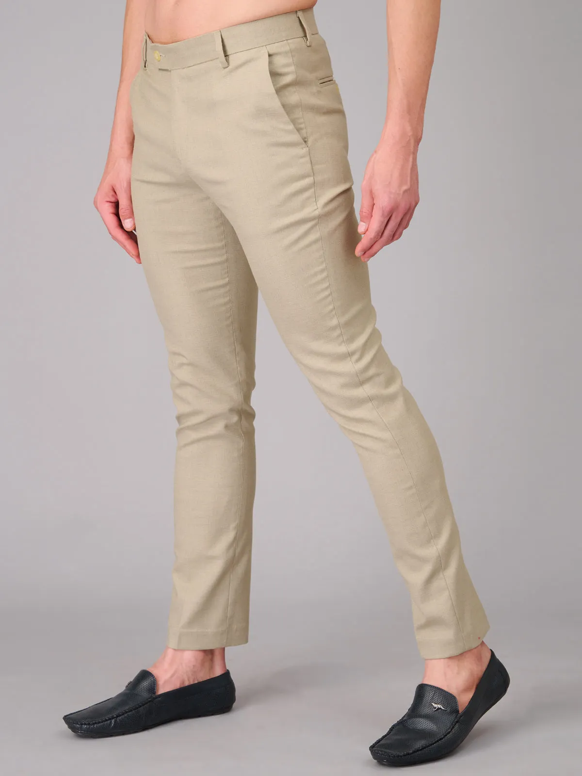 Men Ivory Comfort Fit Trousers (GBFRMTR1204)