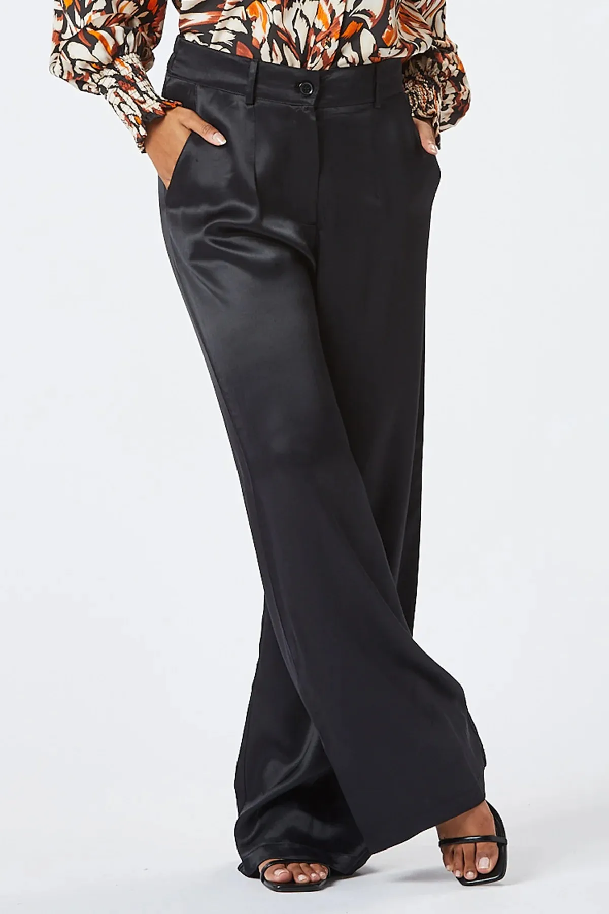 MIKA SATIN WIDE LEG TROUSERS (BLACK)