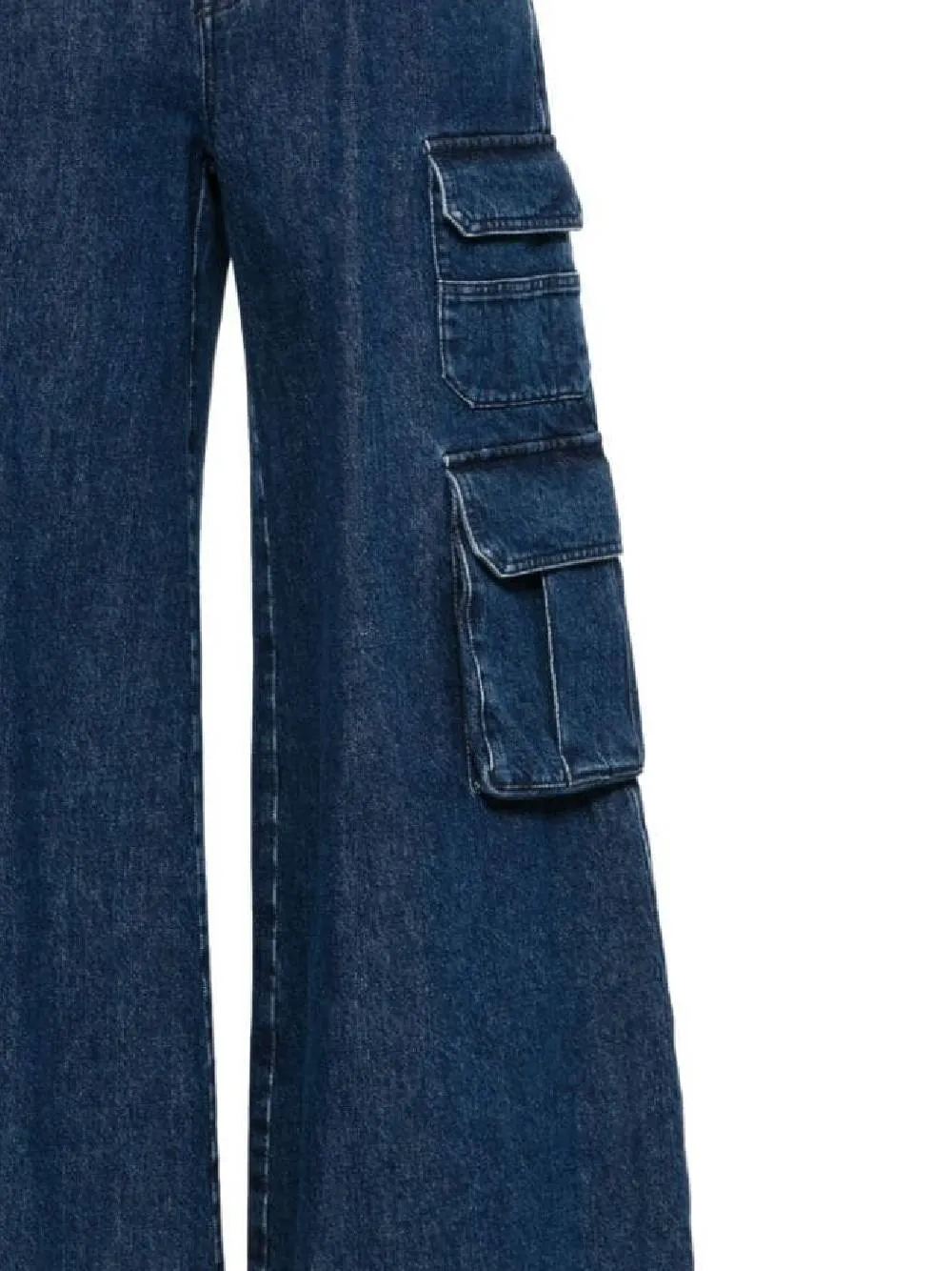 wide-leg cargo jeans